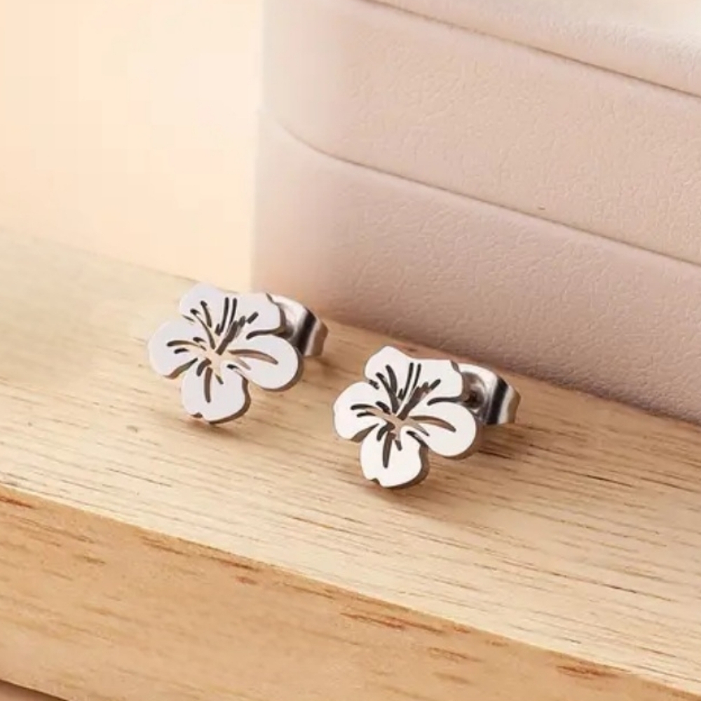 925 Sterling Silver Hibiscus Stud Earrings‎ Tropical Flower Blossom Jewelry